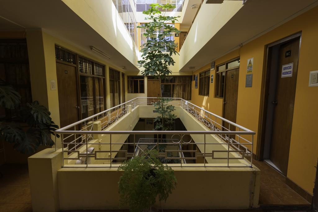 Hotel Galaxia ワラス エクステリア 写真