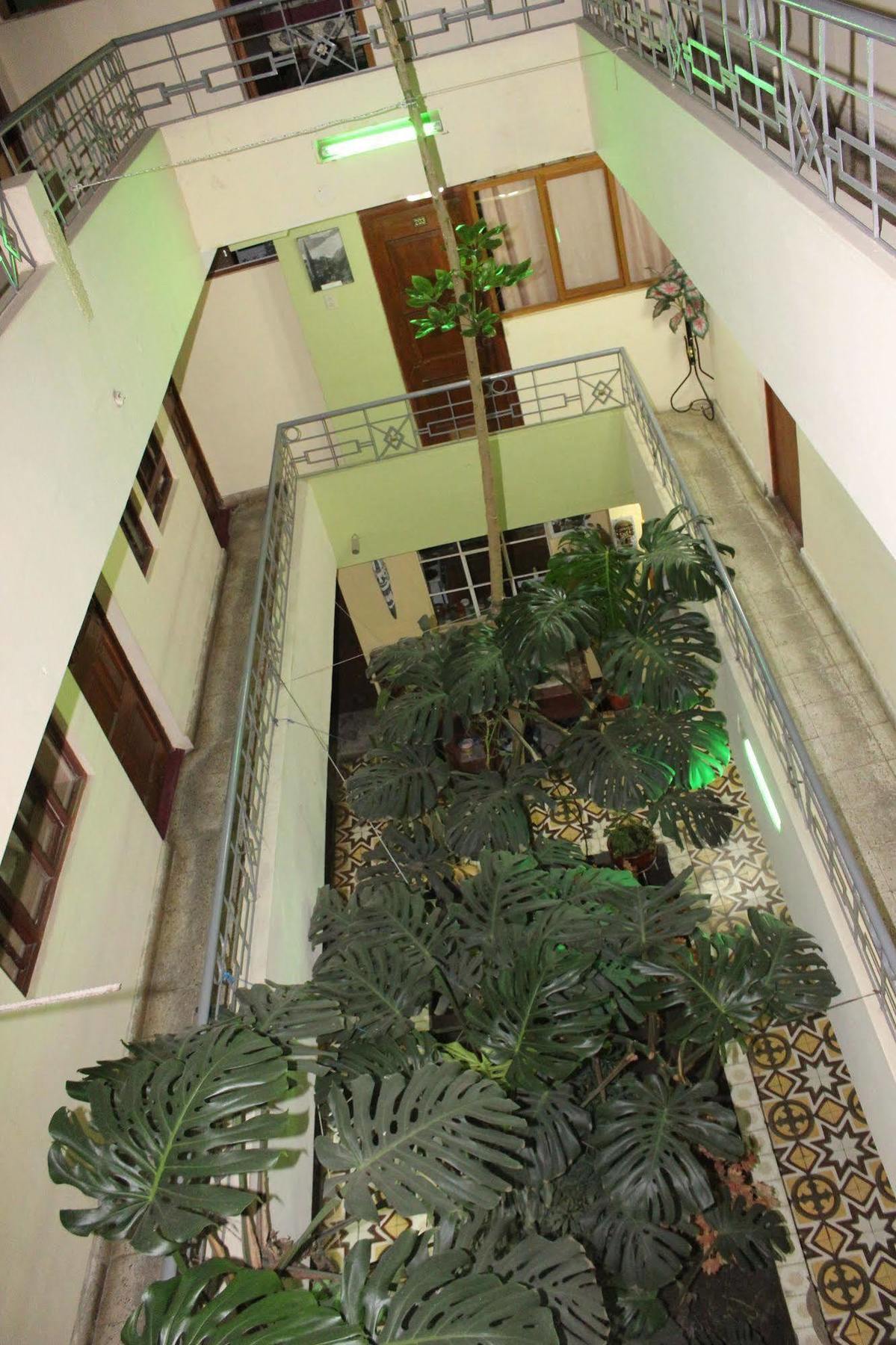 Hotel Galaxia ワラス エクステリア 写真