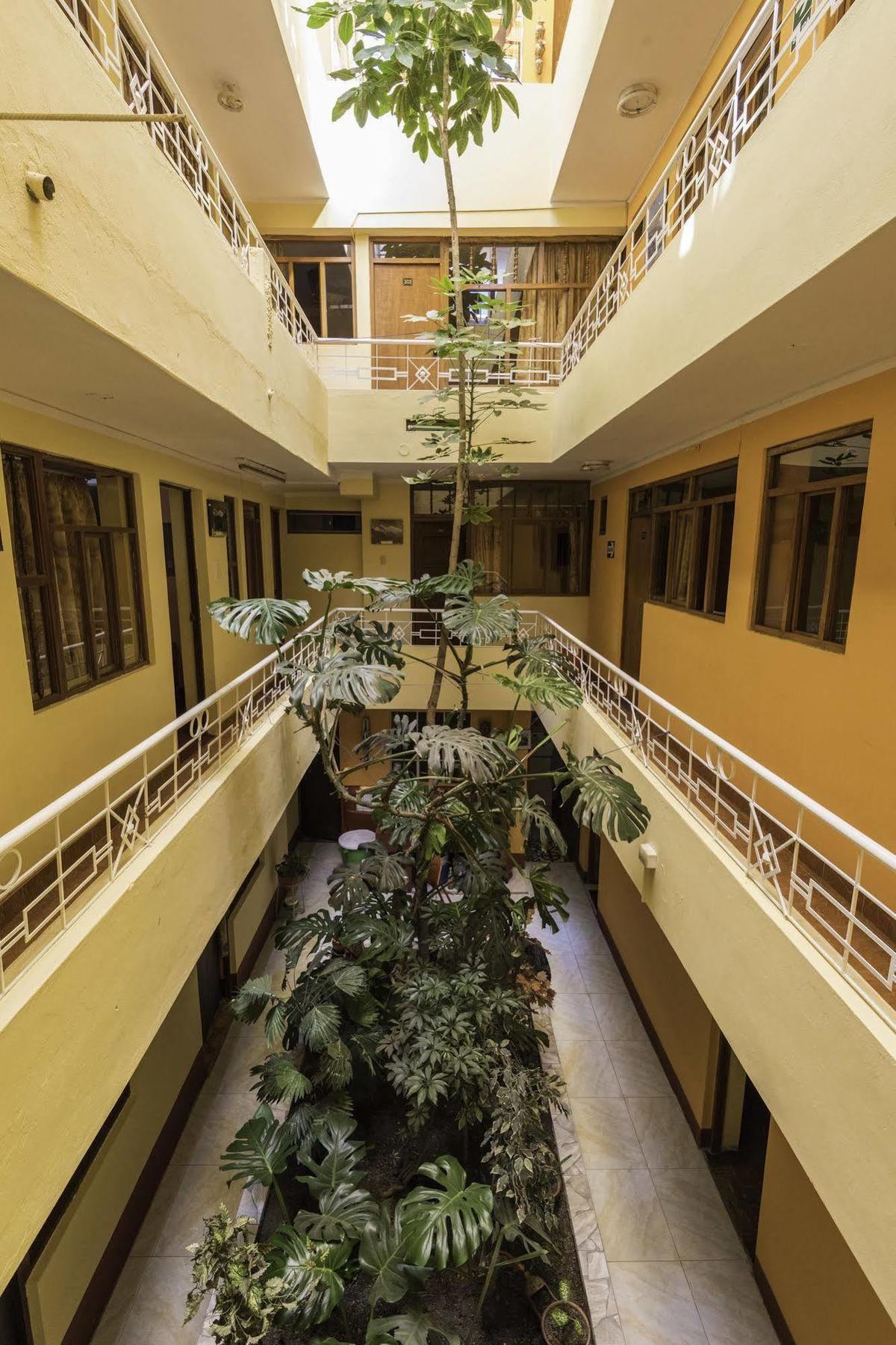 Hotel Galaxia ワラス エクステリア 写真